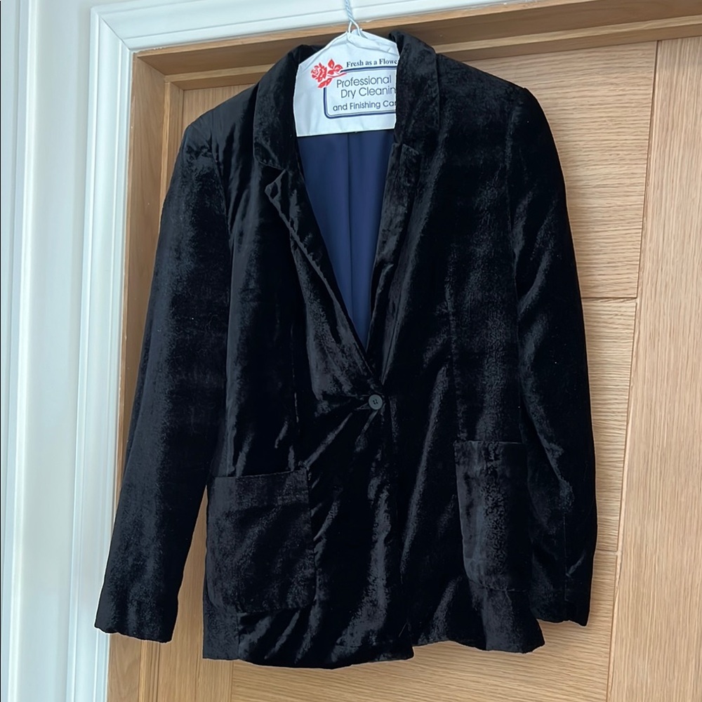 Black Velvet Women's Blazer